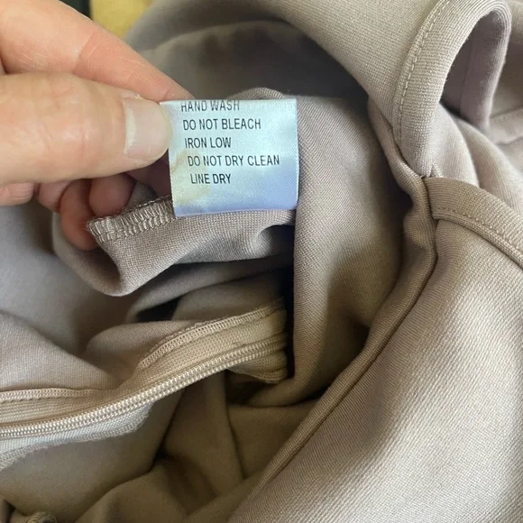 SLNGHR jumpsuit pale lavender size XS halter top - Picture 8 of 10